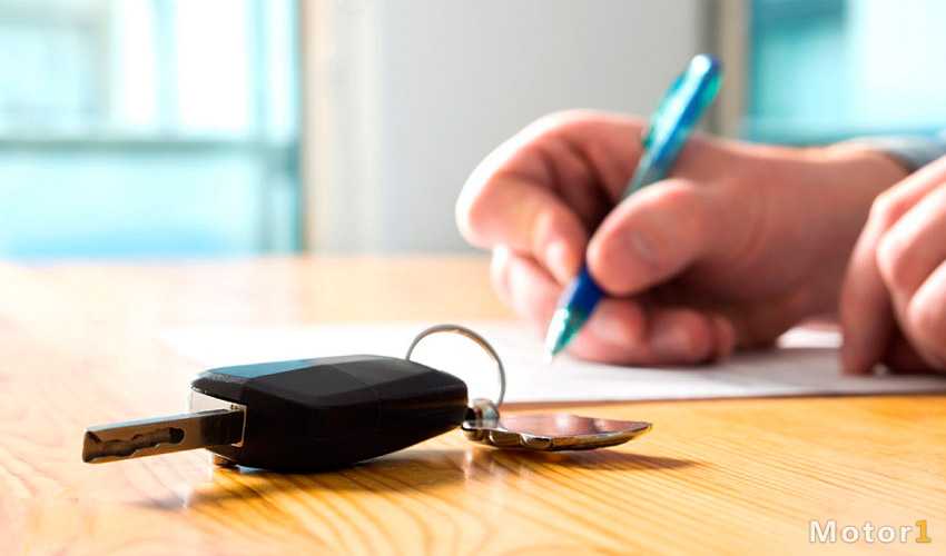 امضا کردن قولنامه در فروش خودرو یعنی واگذاری مالکیت خودرو