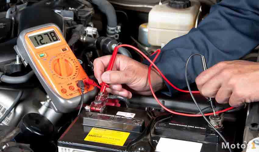 تشخیص خرابی باتری خودرو